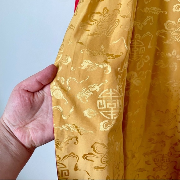 Vintage 100% Silk Chinese Dragon Embroidered Robe Kimono Red and Gold - Picture 7 of 11